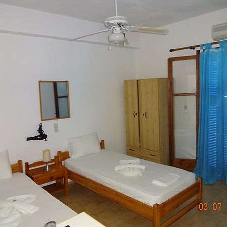Scirocco Rooms Loutro Exterior foto