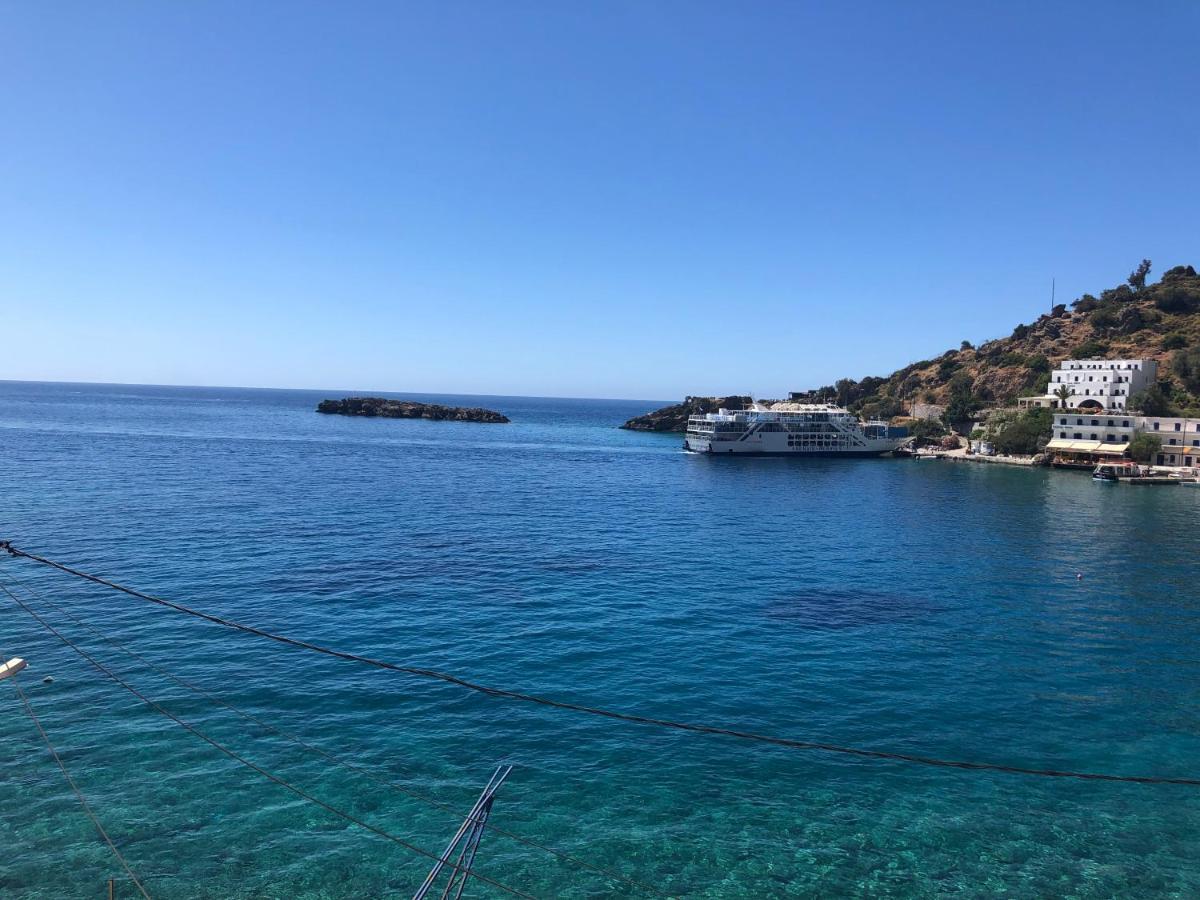 Scirocco Rooms Loutro Exterior foto