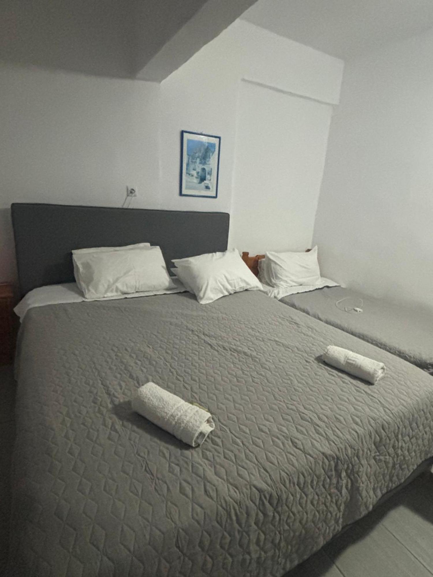 Scirocco Rooms Loutro Exterior foto