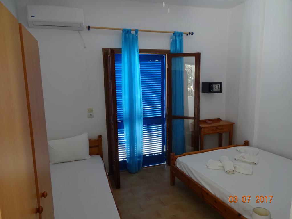 Scirocco Rooms Loutro Exterior foto