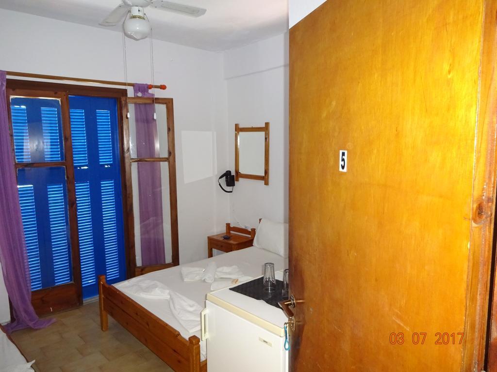 Scirocco Rooms Loutro Exterior foto