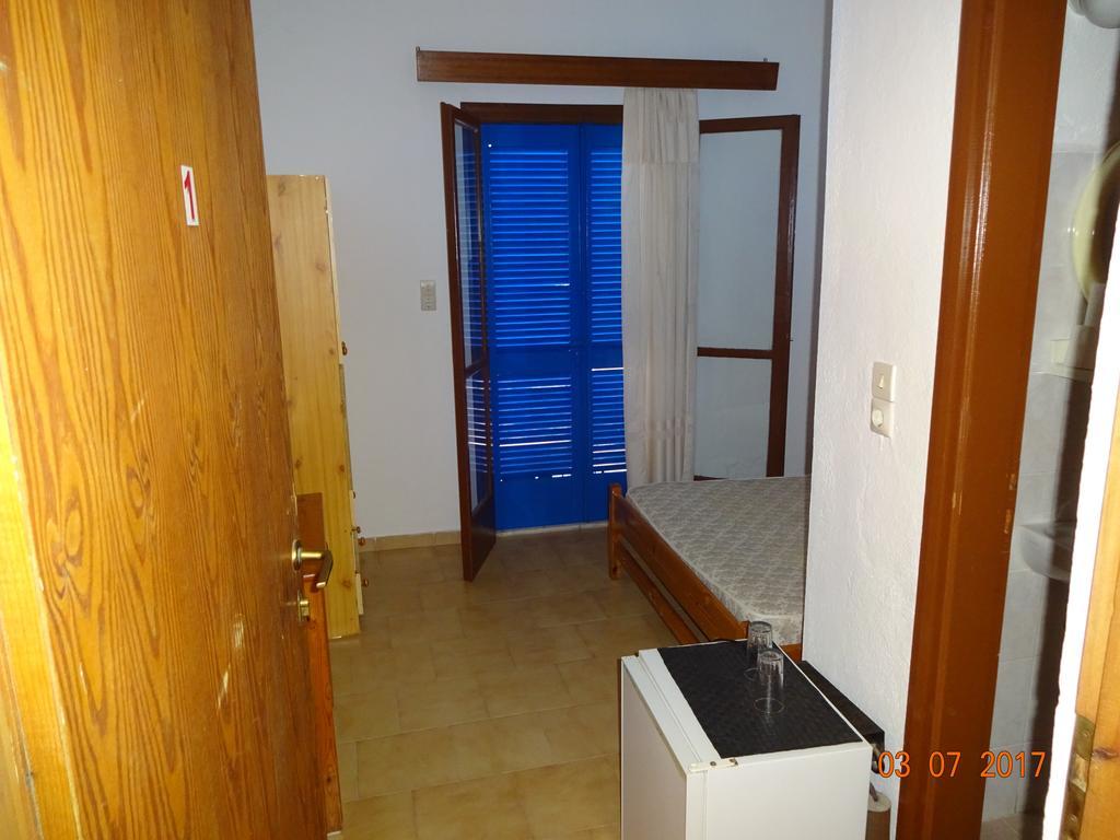 Scirocco Rooms Loutro Exterior foto