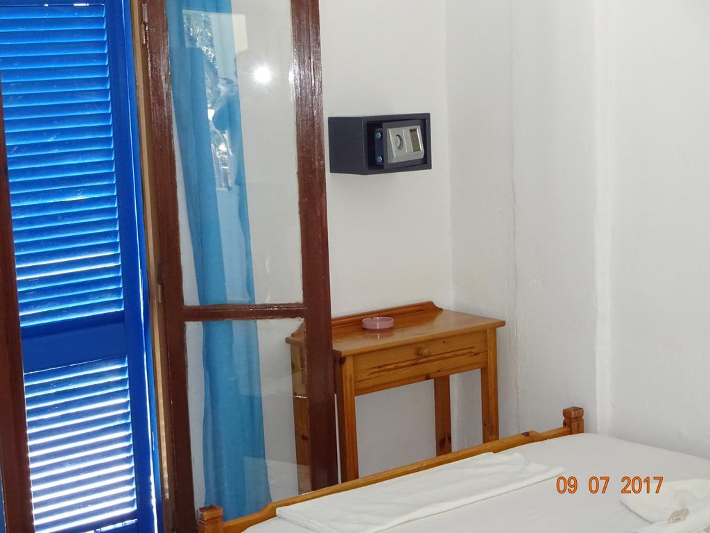 Scirocco Rooms Loutro Exterior foto