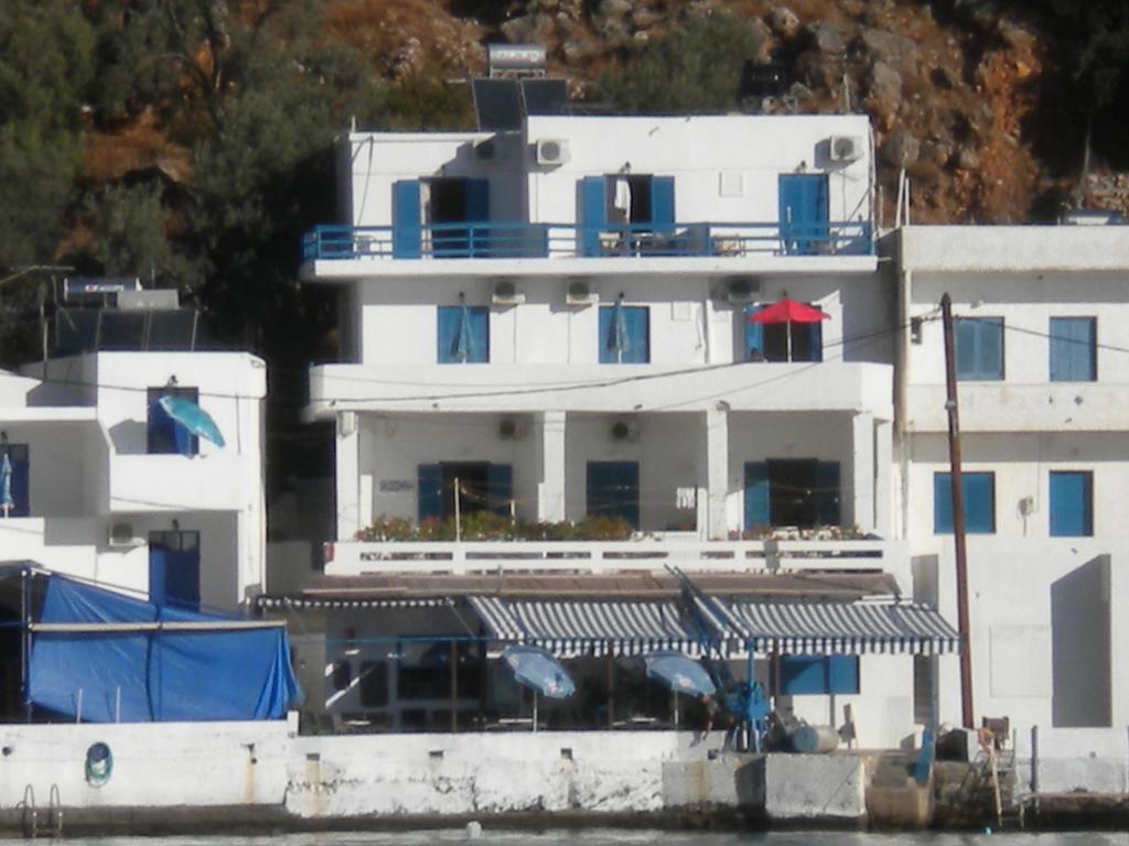 Scirocco Rooms Loutro Exterior foto